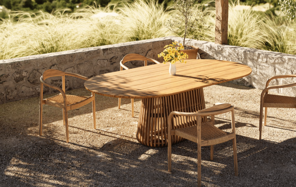 Terrace dining table